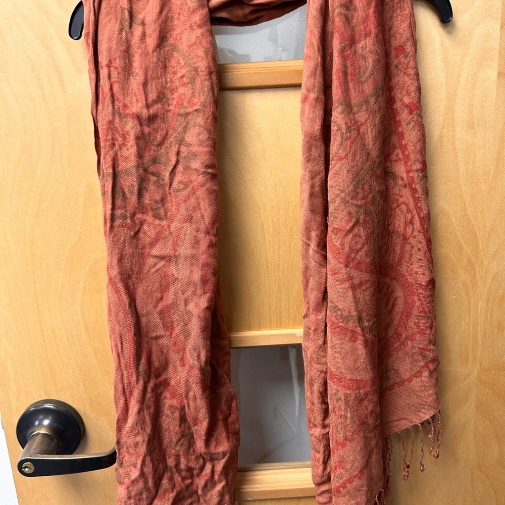 ☀️3/$10☀️ Rust Red/coral Paisley boho Scarf